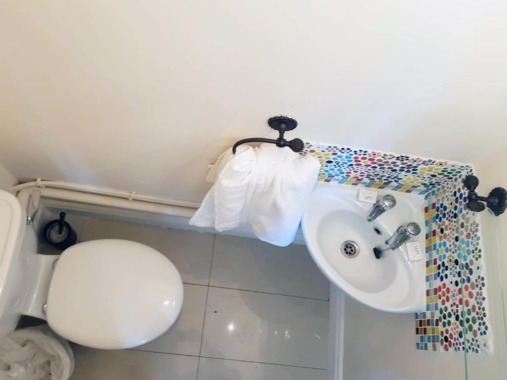 St. Ellens room 4